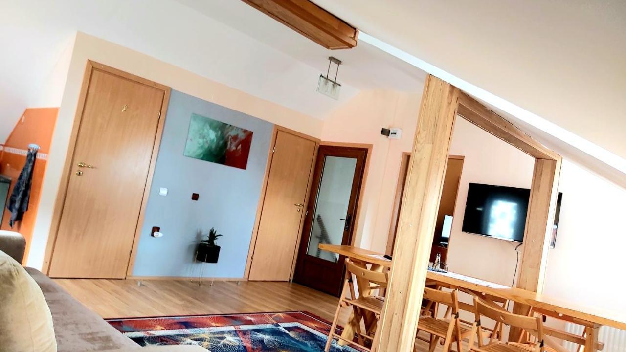 Zoso Home Buşteni Exteriör bild