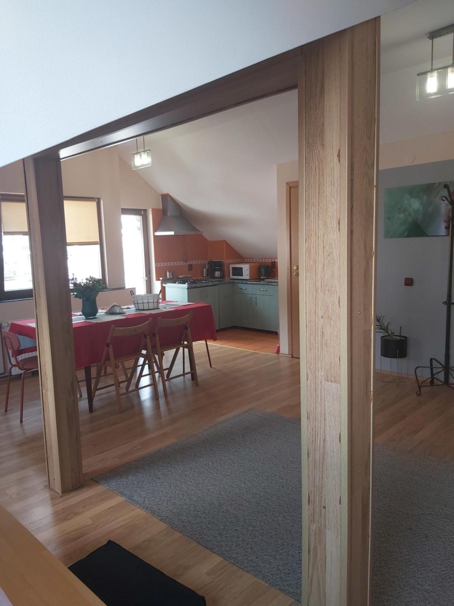Zoso Home Buşteni Exteriör bild