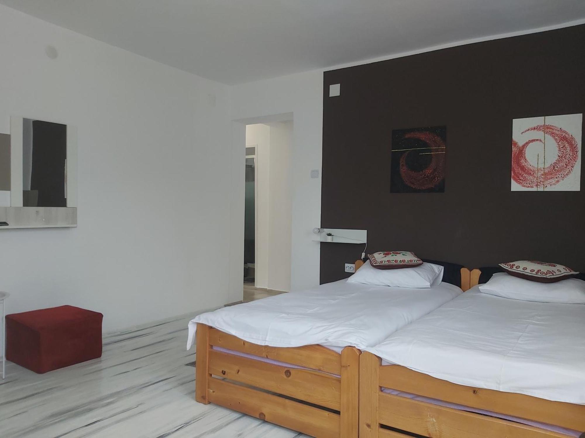 Zoso Home Buşteni Exteriör bild
