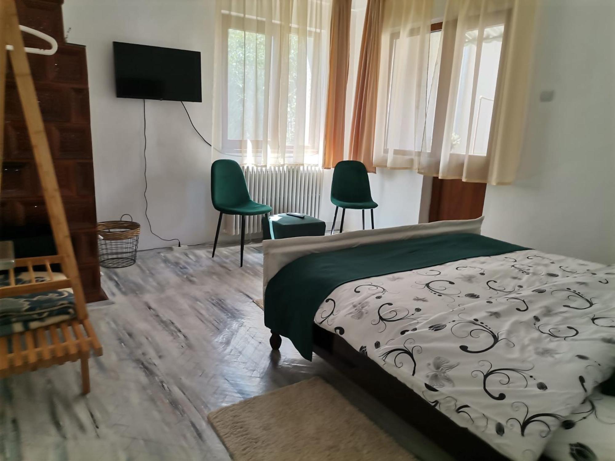 Zoso Home Buşteni Exteriör bild